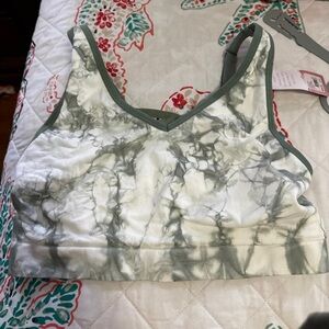 Cacique by lane Bryant 
Bralette 
NWT 
SIze 14/16